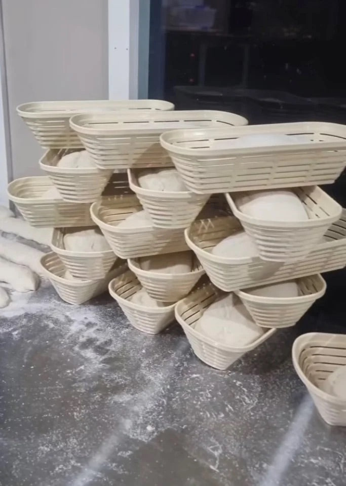 SOURDOUGH BREAD PROOFING BASKET BANNETON (OVAL)